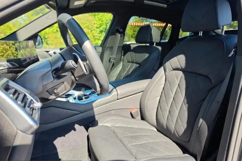 BMW X6 (Seria X) din 2025 cu 18.799 km - oferta BMW254905 - foto 20