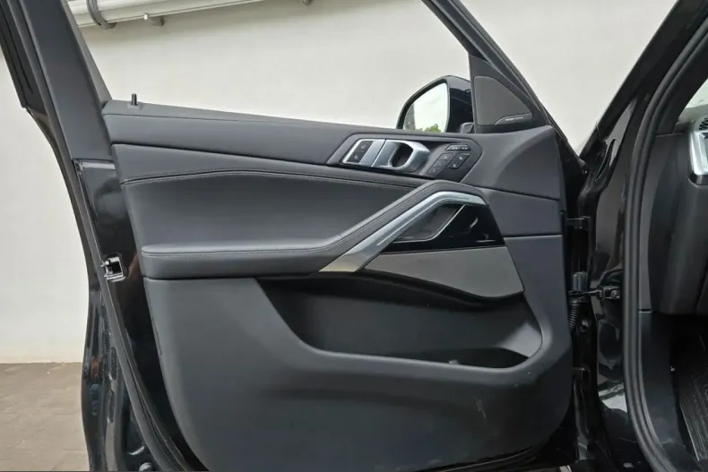 BMW X6 (Seria X) din 2025 cu 24.999 km - oferta BMW254909 - foto 19