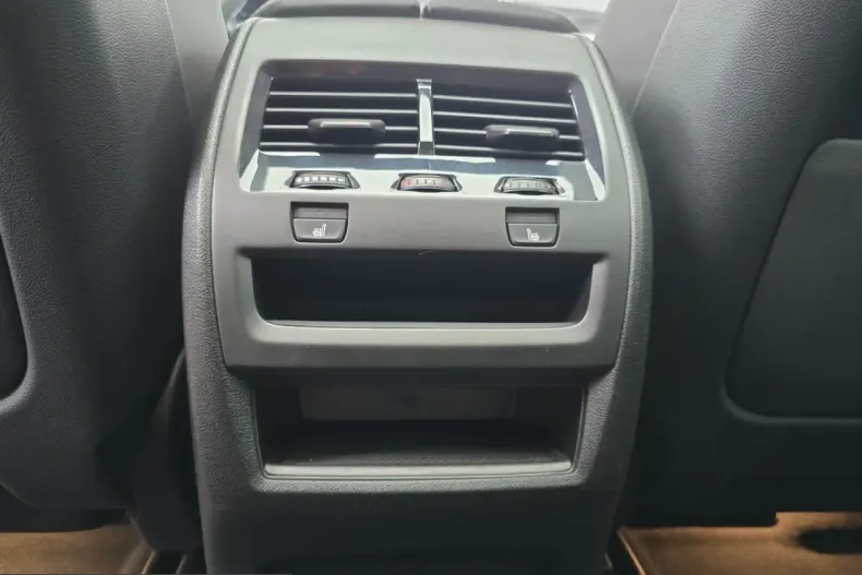 BMW X6 (Seria X) din 2025 cu 24.999 km - oferta BMW254909 - foto 28