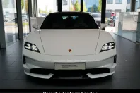 Porsche Taycan din 2024 cu 16.790 km - oferta POR254910 - foto 5