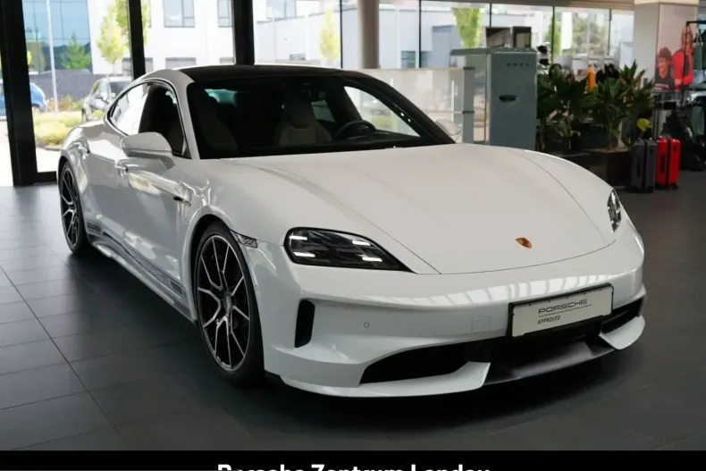 Porsche Taycan din 2024 cu 16.790 km - oferta POR254910 - foto 6
