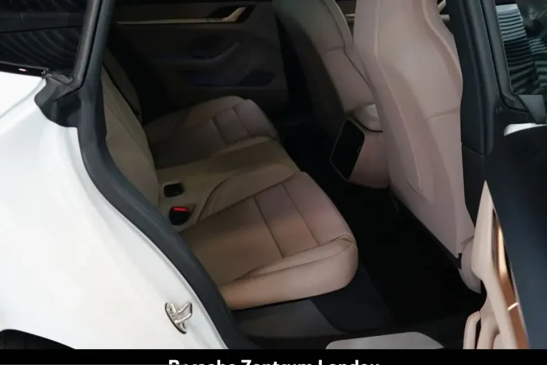 Porsche Taycan din 2024 cu 16.790 km - oferta POR254910 - foto 12