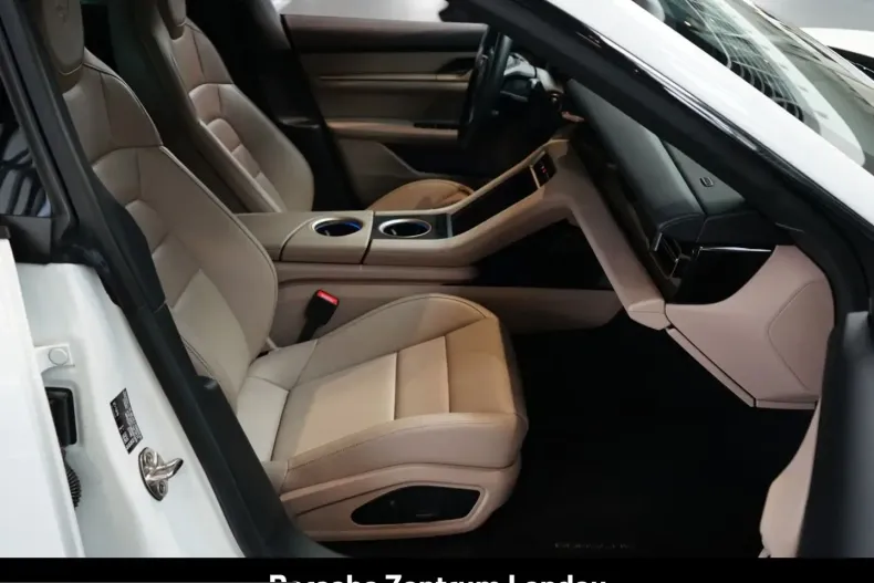 Porsche Taycan din 2024 cu 16.790 km - oferta POR254910 - foto 13