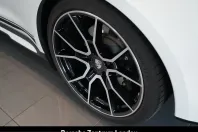 Porsche Taycan din 2024 cu 16.790 km - oferta POR254910 - foto 38