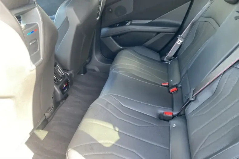 BMW iX3 (Seria X) din 2025 cu 25.461 km - oferta BMW254913 - foto 10