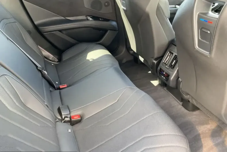 BMW iX3 (Seria X) din 2025 cu 25.461 km - oferta BMW254913 - foto 12