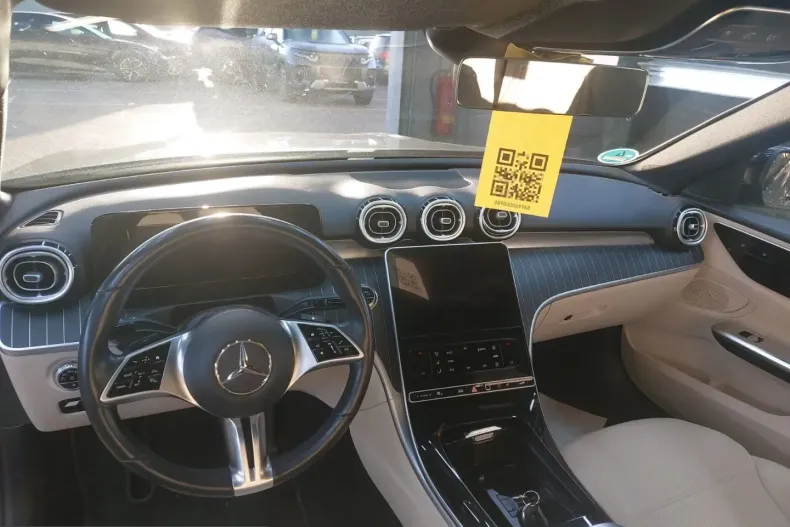Mercedes-Benz C 200 (Clasa C) din 2023 cu 117.000 km - oferta MER254924 - foto 5