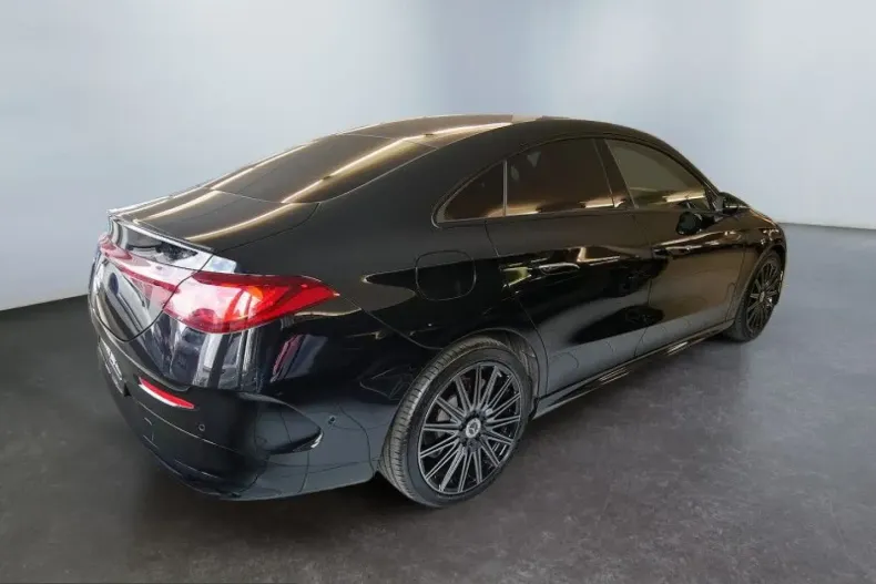 Mercedes-Benz CLA 250 (Clasa CLA) din 2025 cu 18.948 km - oferta MER254929 - foto 2