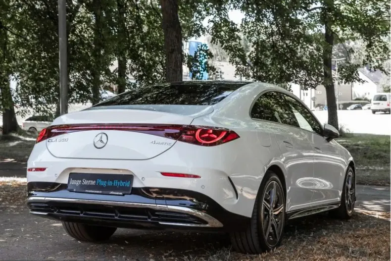 Mercedes-Benz CLA 350 (Clasa CLA) din 2025 cu 17.900 km - oferta MER254933 - foto 3