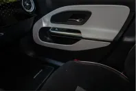 Mercedes-Benz CLA 350 (Clasa CLA) din 2025 cu 17.900 km - oferta MER254933 - foto 16