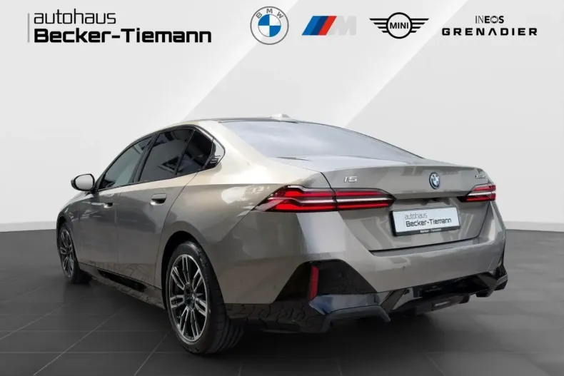 BMW i5 (Seria 5) din 2025 cu 23.034 km - oferta BMW254934 - foto 4