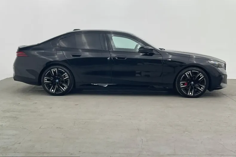 BMW i5 (Seria 5) din 2023 cu 50.856 km - oferta BMW254935 - foto 5