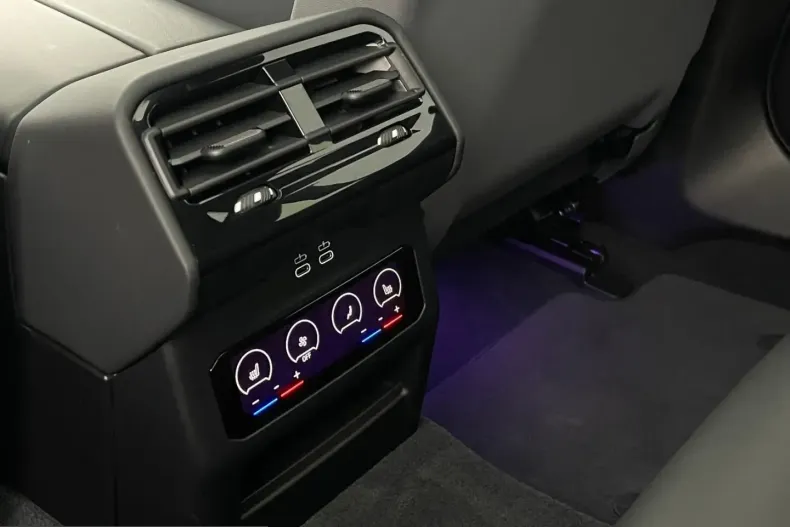 BMW i5 (Seria 5) din 2023 cu 50.856 km - oferta BMW254935 - foto 23