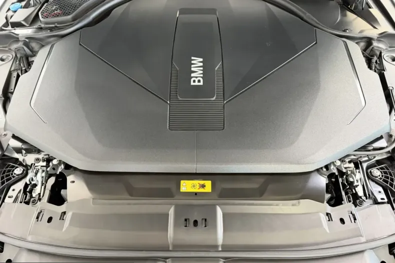 BMW i5 (Seria 5) din 2024 cu 33.250 km - oferta BMW254938 - foto 35