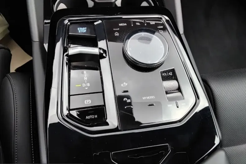 BMW i5 (Seria 5) din 2025 cu 19.600 km - oferta BMW254939 - foto 29