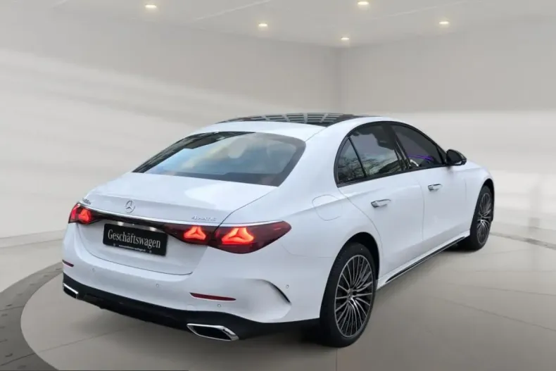 Mercedes-Benz E 450 (Clasa E) din 2024 cu 20.250 km - oferta MER254940 - foto 4