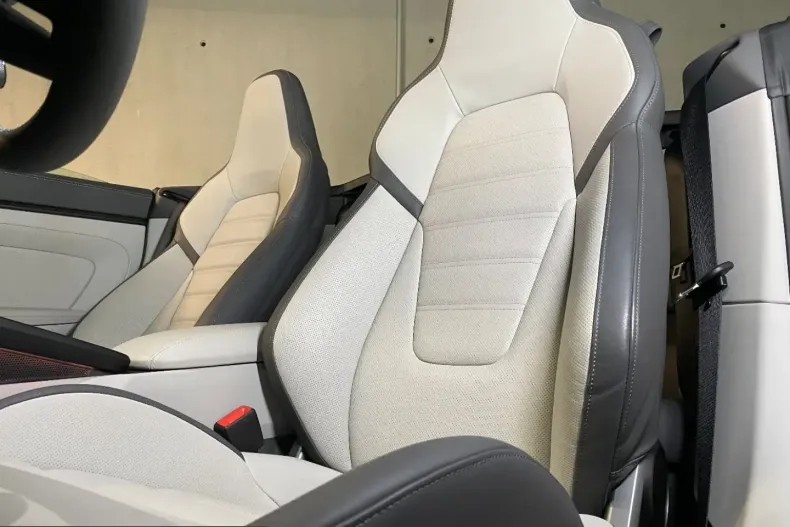 Porsche 992 din 2025 cu 7.500 km - oferta POR254942 - foto 15