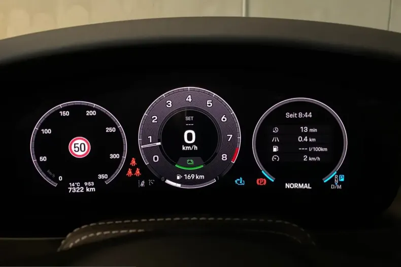 Porsche 992 din 2025 cu 7.500 km - oferta POR254942 - foto 17