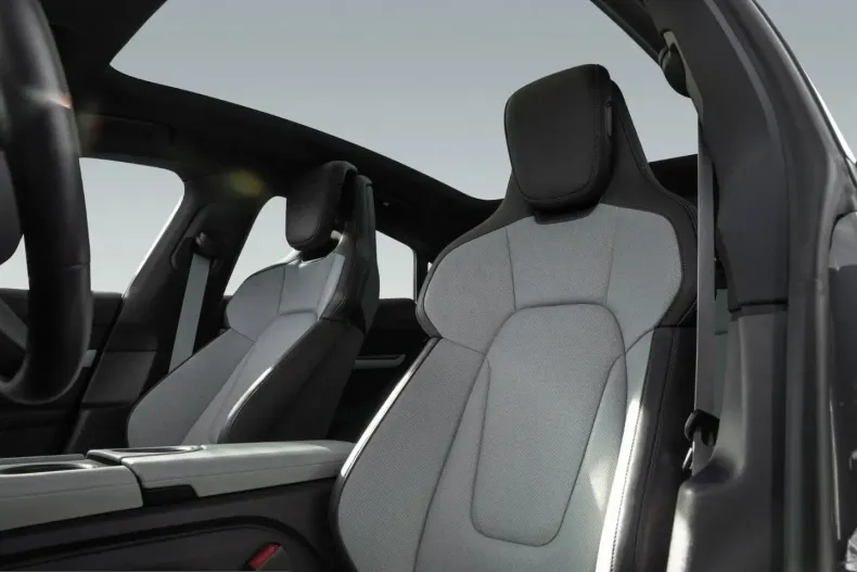 Porsche Taycan din 2024 cu 5.300 km - oferta POR254950 - foto 5