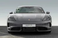 Porsche Taycan din 2024 cu 5.300 km - oferta POR254950 - foto 8