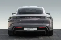 Porsche Taycan din 2024 cu 5.300 km - oferta POR254950 - foto 10