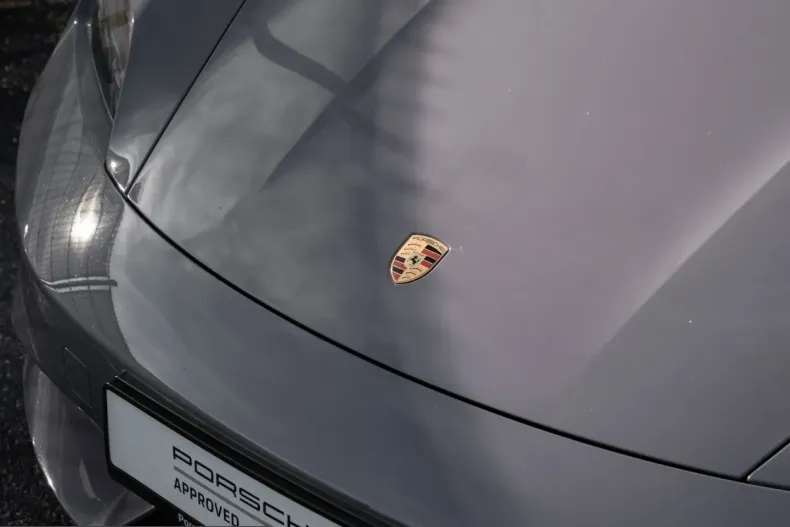 Porsche Taycan din 2024 cu 5.300 km - oferta POR254950 - foto 15