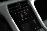 Porsche Taycan din 2024 cu 5.300 km - oferta POR254950 - foto 23