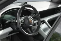 Porsche Taycan din 2024 cu 5.300 km - oferta POR254950 - foto 28