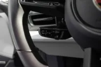 Porsche Taycan din 2024 cu 5.300 km - oferta POR254950 - foto 30