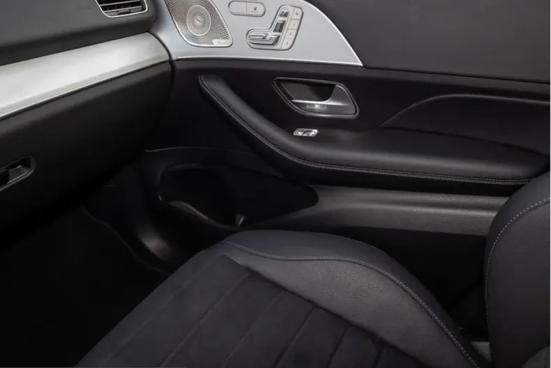 Mercedes-Benz GLE 450 (Clasa GLE) din 2025 cu 10.626 km - oferta MER254951 - foto 18