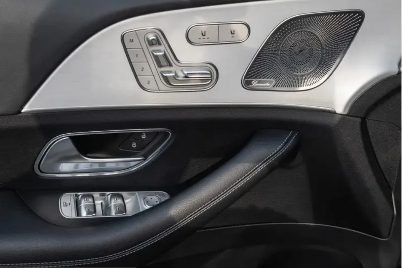Mercedes-Benz GLE 450 (Clasa GLE) din 2025 cu 10.626 km - oferta MER254951 - foto 25