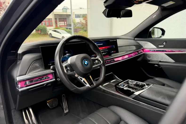 BMW i7 (Seria 7) din 2024 cu 47.890 km - oferta BMW254952 - foto 11