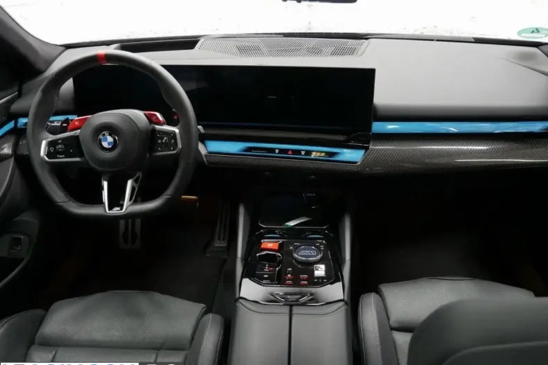 BMW M5 (Seria 5) din 2025 cu 14.826 km - oferta BMW254961 - foto 9