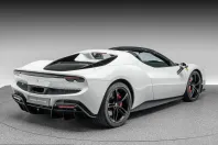 Ferrari 296 GTS din 2025 cu 2.500 km - oferta FER254963 - foto 6