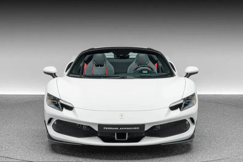 Ferrari 296 GTS din 2025 cu 2.500 km - oferta FER254963 - foto 8