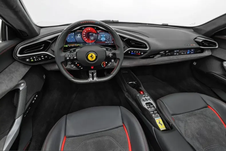 Ferrari 296 GTS din 2025 cu 2.500 km - oferta FER254963 - foto 11