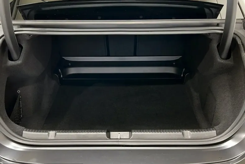 Mercedes-Benz EQE (Clasa E) din 2023 cu 54.753 km - oferta MER254965 - foto 8