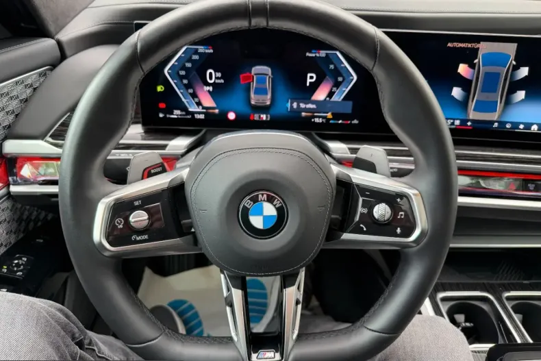 BMW 740 (Seria 7) din 2025 cu 27.604 km - oferta BMW254966 - foto 32