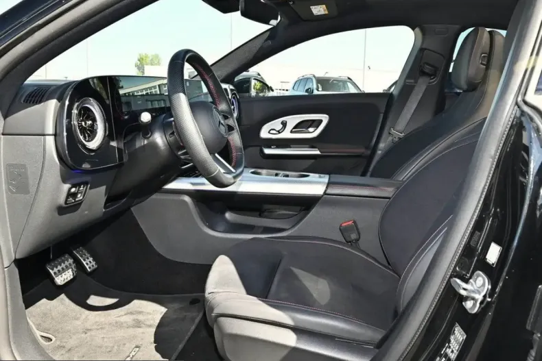 Mercedes-Benz CLA 350 (Clasa CLA) din 2025 cu 14.423 km - oferta MER254967 - foto 7