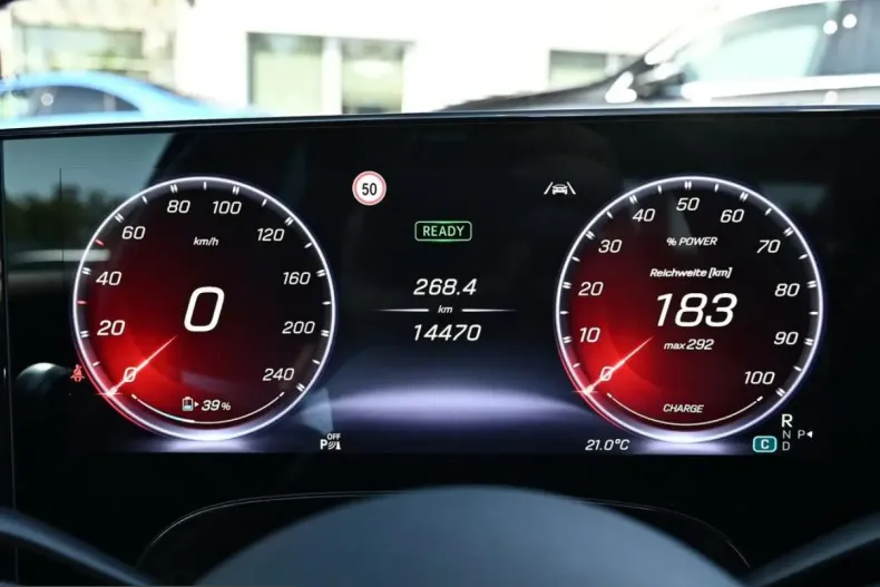 Mercedes-Benz CLA 350 (Clasa CLA) din 2025 cu 14.423 km - oferta MER254967 - foto 13