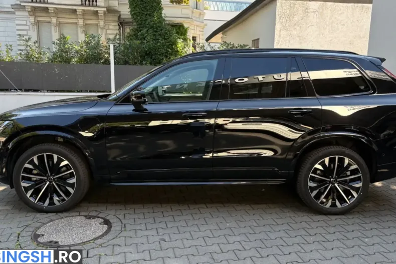 Volvo XC90 din 2025 cu 19.973 km - oferta VOL254978 - foto 3