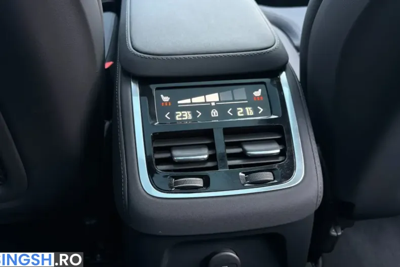 Volvo XC90 din 2025 cu 19.973 km - oferta VOL254978 - foto 9