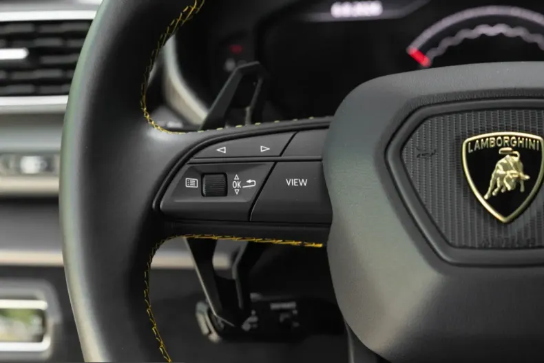Lamborghini Urus din 2024 cu 12.550 km - oferta LAM254985 - foto 40