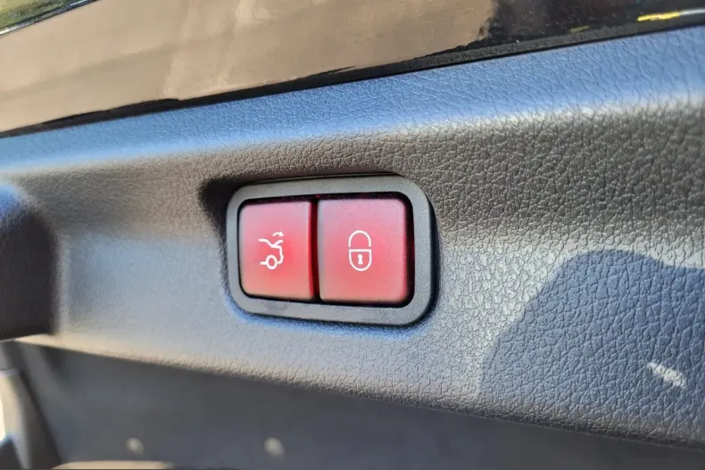 Mercedes-Benz EQE (Clasa E) din 2022 cu 51.900 km - oferta MER254986 - foto 7
