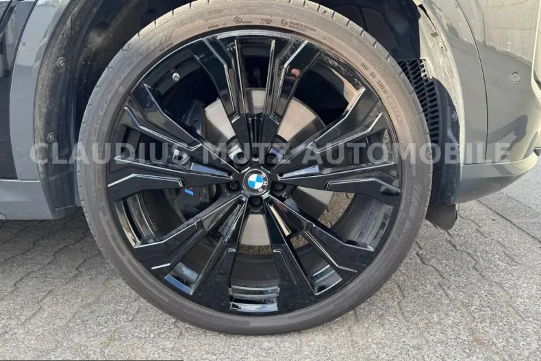 BMW X7 (Seria X) din 2026 cu 14.000 km - oferta BMW254995 - foto 7
