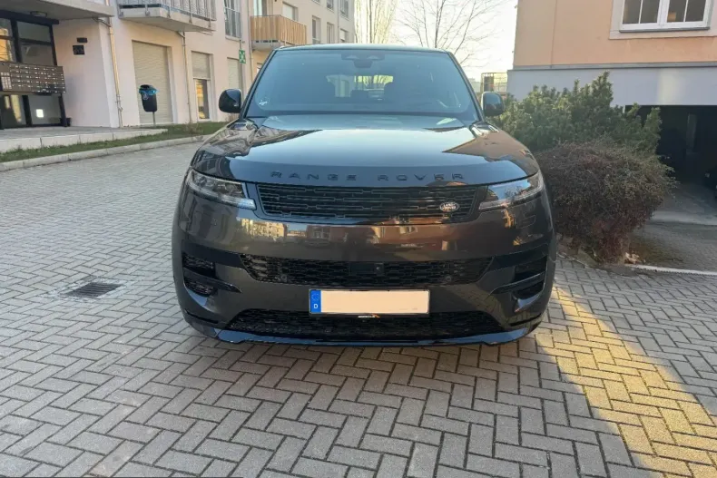 Land Rover Range Rover Sport din 2025 cu 9.900 km - oferta LAN254996 - foto 5