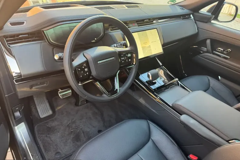 Land Rover Range Rover Sport din 2025 cu 9.900 km - oferta LAN254996 - foto 13