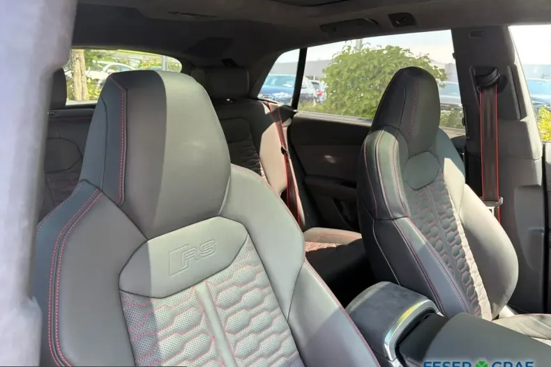 Audi RSQ8 din 2025 cu 10.490 km - oferta AUD255001 - foto 9