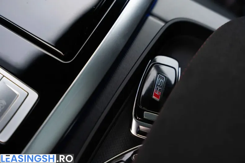 Audi RSQ8 din 2025 cu 11.300 km - oferta AUD255002 - foto 44