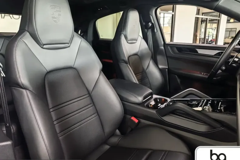 Porsche Cayenne din 2026 cu 11.900 km - oferta POR255004 - foto 2